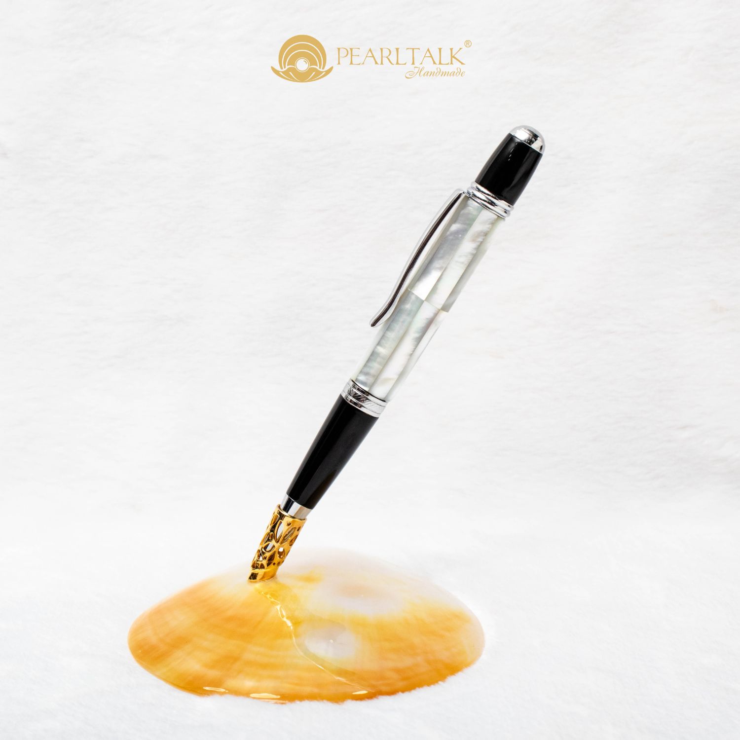 BÚT VIP 06 SHARK PEN - TRẮNG AKOYA&nbsp;(Tặng kèm đế cắm bút trị giá 1.500.000Đ)